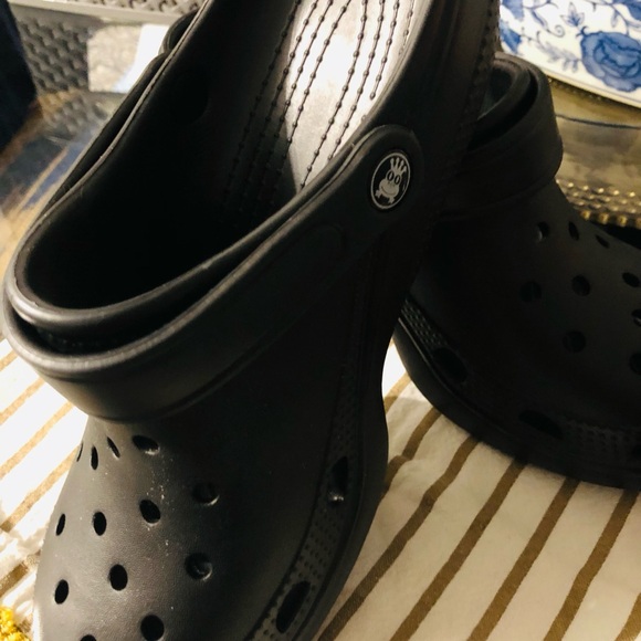 CROC LIKE HEELS-UNIQUE AND WORN ONCE - Picture 5 of 11